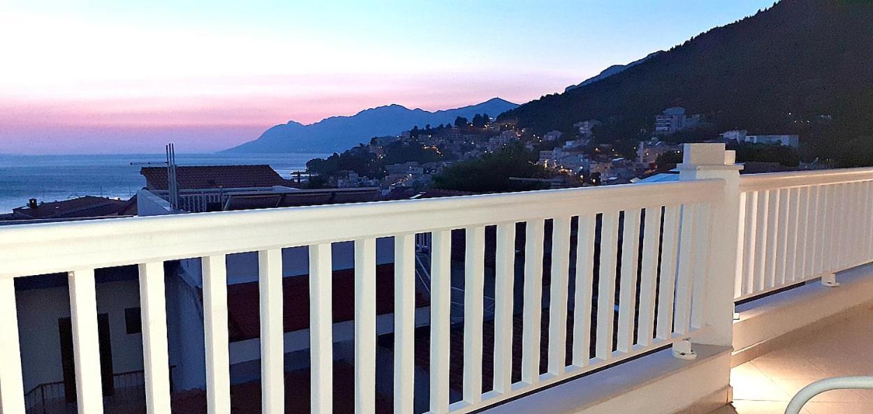 Apartments Villa Bonaca Baska Voda Room photo