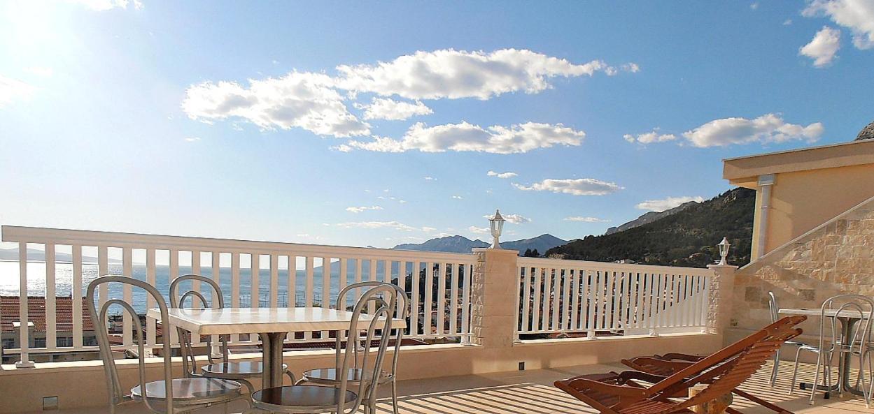 Apartments Villa Bonaca Baska Voda Room photo